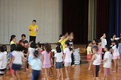 01shougakudance007.jpg