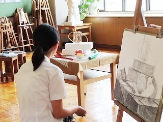 20190705_bijutsuka_jitsugitest_3.jpg